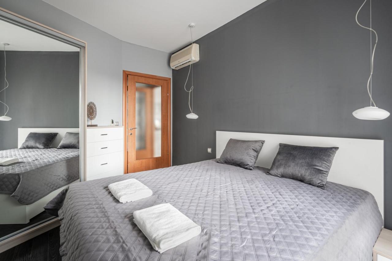 Urban Jungle Oasis King With Free Parking Apartament *