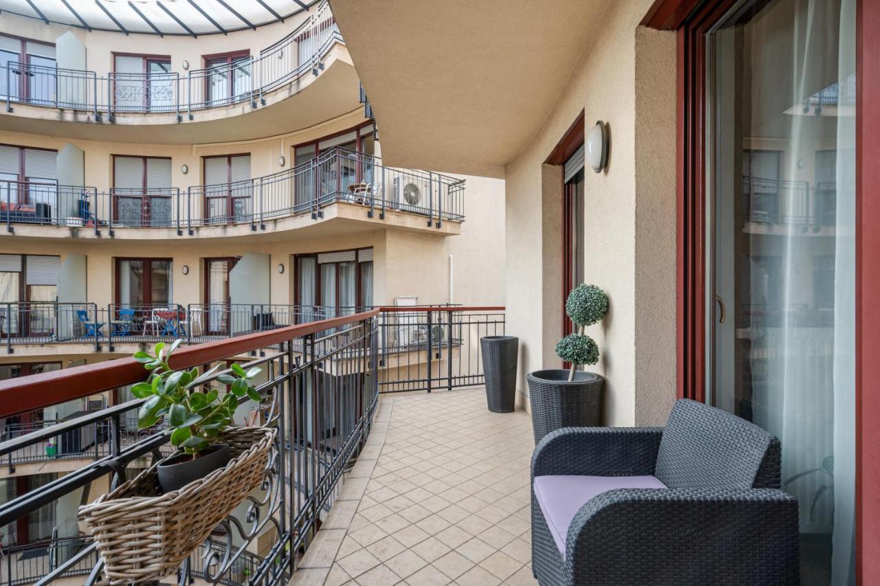 Apartament Urban Jungle Oasis King With Free Parking